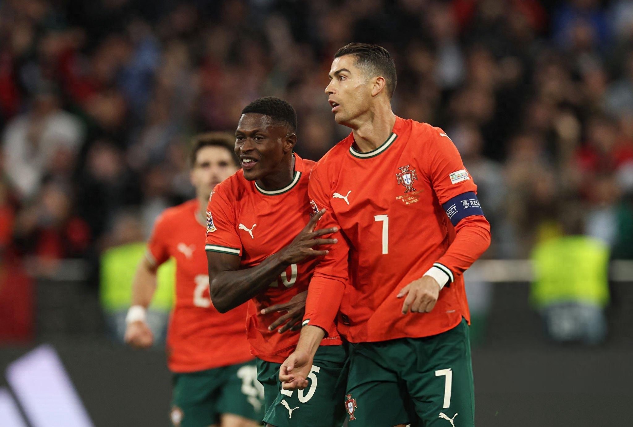 葡萄牙碾压巴黎,拉什福德带队取胜的简单介绍 葡萄牙碾压巴黎,拉什福德带队取胜的简单介绍