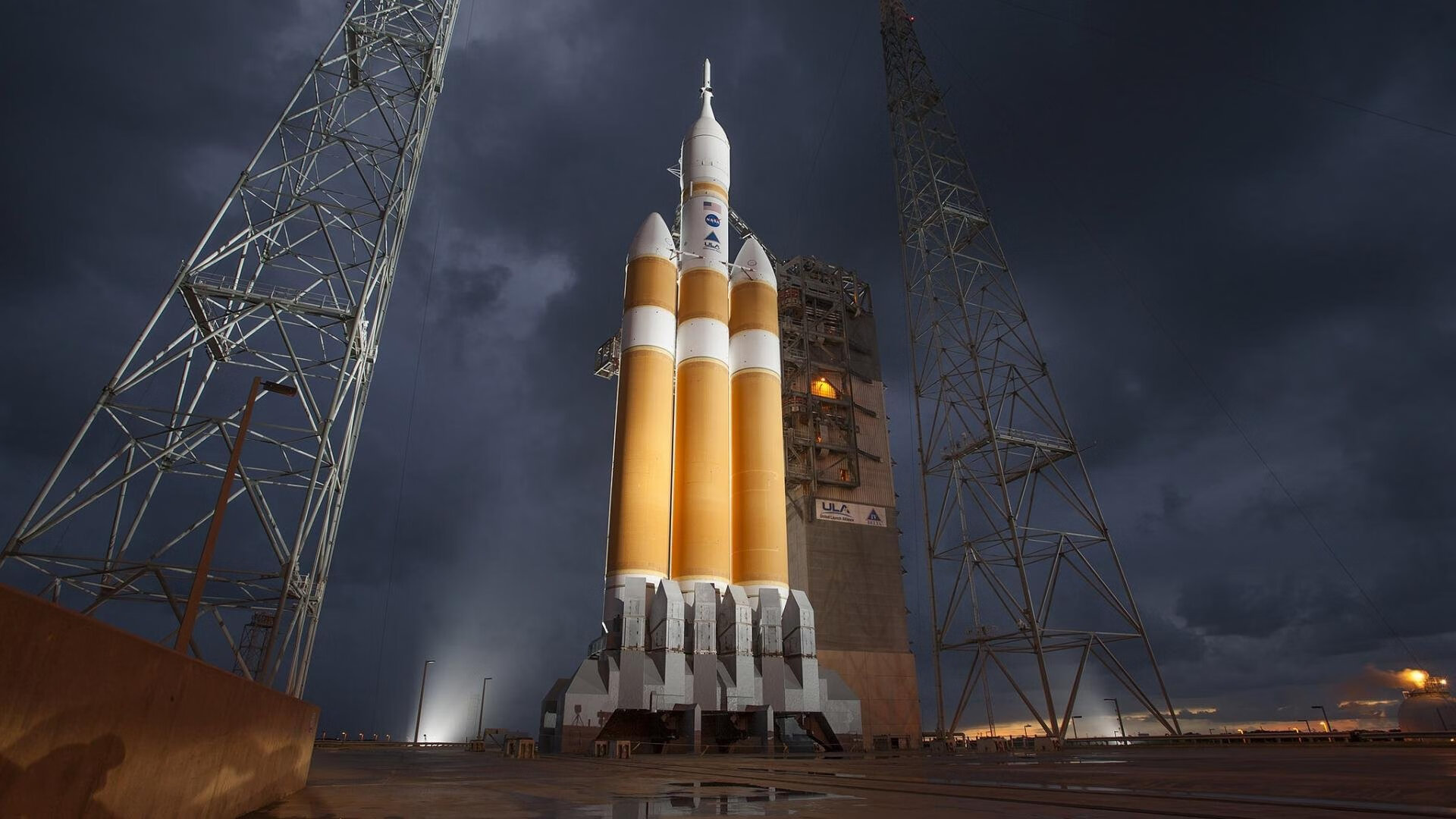 魔术的两种演绎，奥兰多险胜掘金，范弗利特在欧冠半决赛施魔法