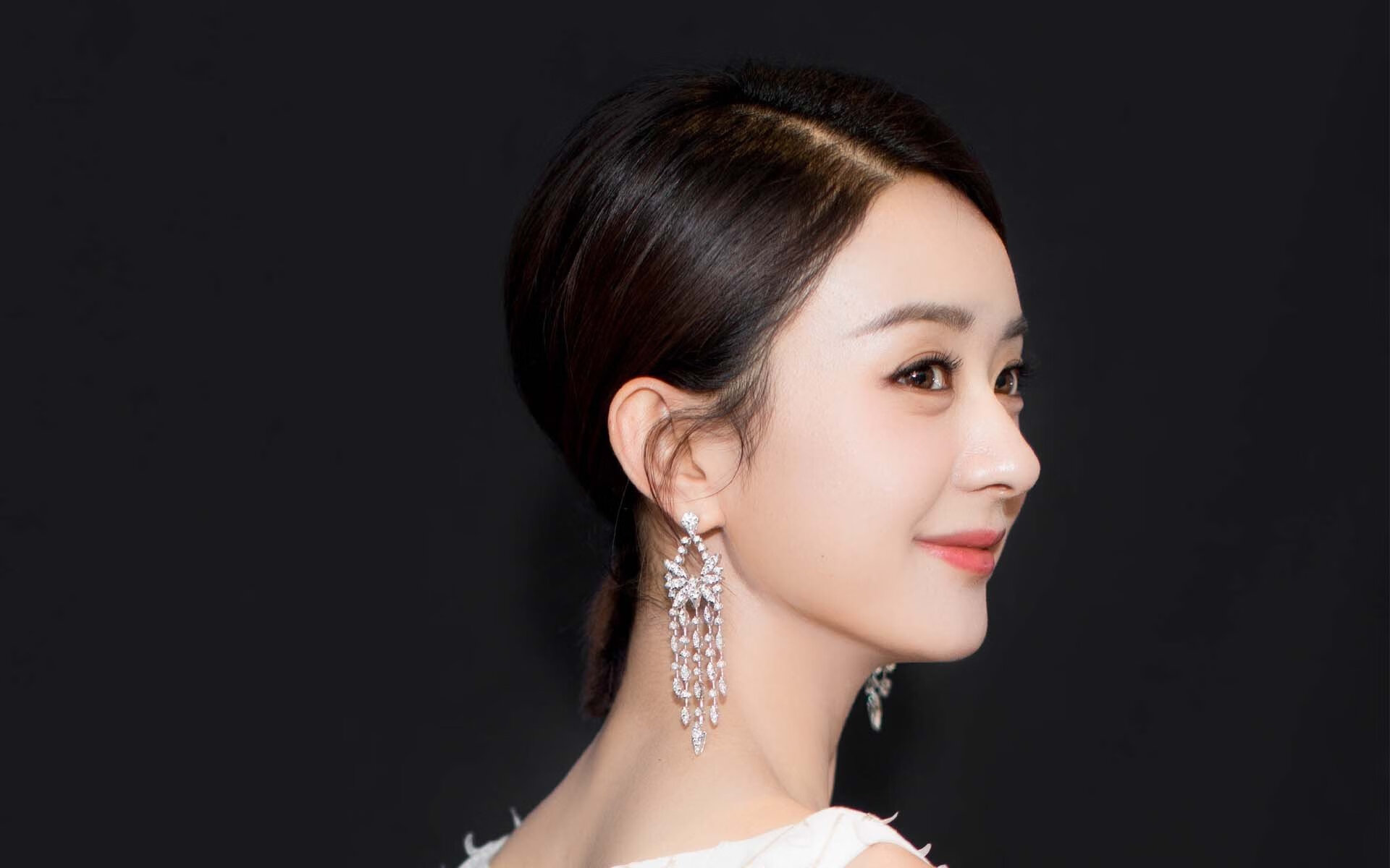 库里引力法则，个人投射如何重塑比赛，年轻黄蜂如何诠释团队完胜