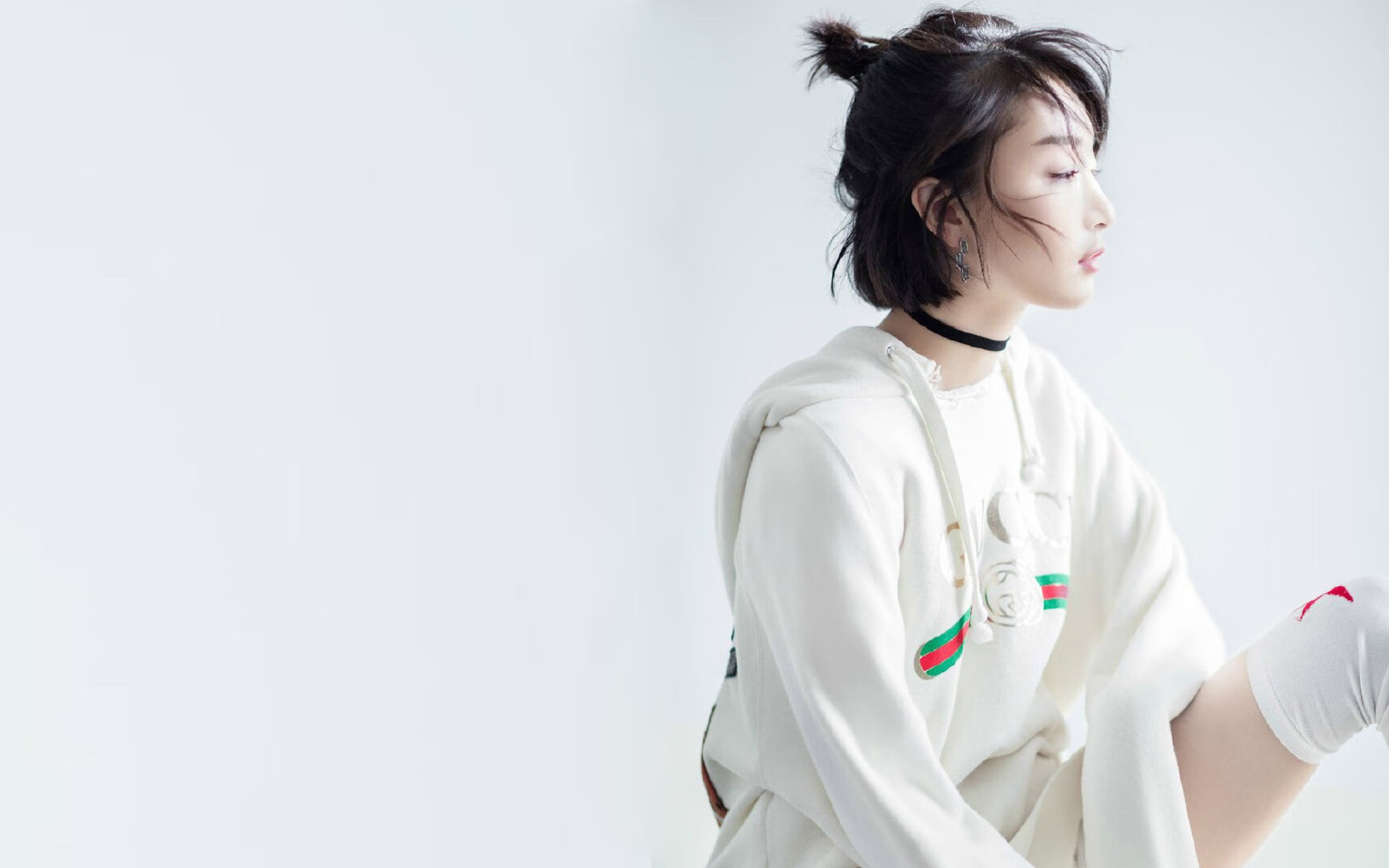 双重奏，三笘薰的完美评分与曼城的南美突围